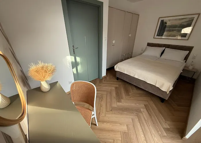 Forest Elegance * هاجوكوفه